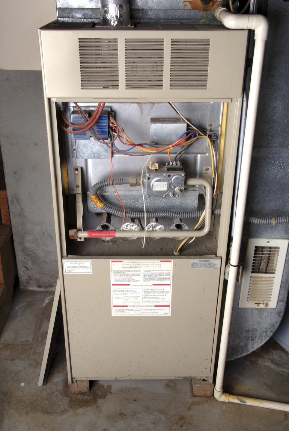 Gas Furnace With Open Controls 